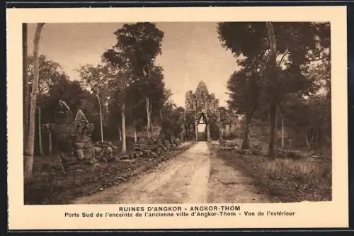 AK Angkor-Thom, Ruines d`Angkor, Porte Sud de l`enceinte de l`ancienne ville d`Angkor-Thom, vue de l`extérieur