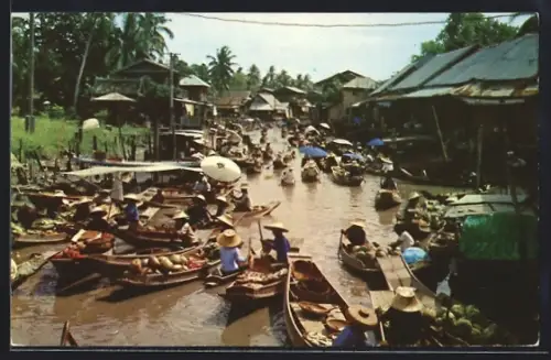 AK Dhornburi, Scenery of the floating market
