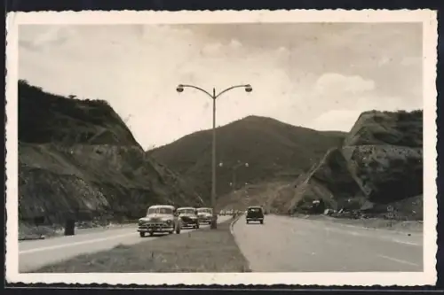 AK Caracas, Autopista Caracas, La Guaira