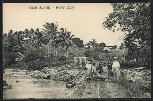 AK Yule Island, Port-Léon