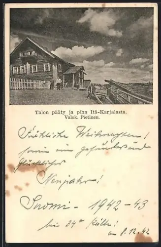 AK Valok, Talon pääty ja piha Itä-Karjalasta