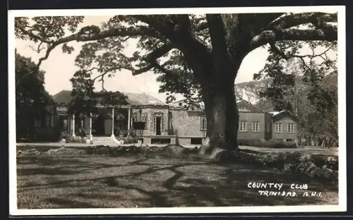 AK Trinidad, Country Club