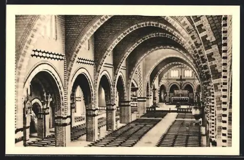 AK Kisantu, Intérieur de cathédrale