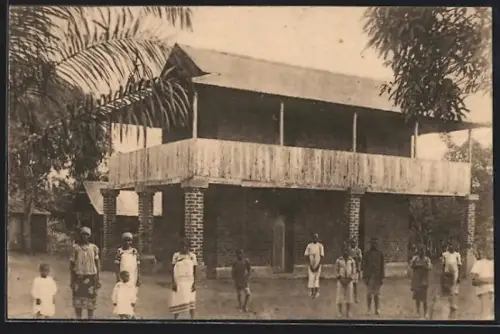 AK Kionzo, Maison du chef indigène