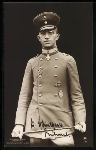 Foto-AK Sanke Nr. 378: Fliegerheld Leutnant K. Wintgens in Uniform