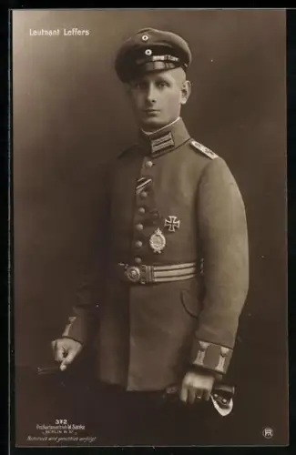 Foto-AK Sanke Nr. 372: Leutnant Leffers in Uniform