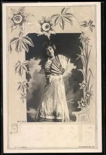 Foto-AK Atelier Reutlinger, Paris: Mädchen mit Fächer posierend