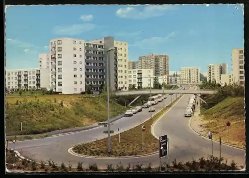 AK Frankfurt am Main, Nord-West-Stadt, Wohnsiedlung, Hochhäuser, Strassenansicht