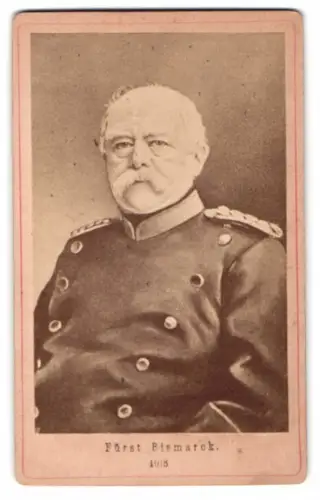 Fotografie Fürst Otto von Bismarck in Uniform