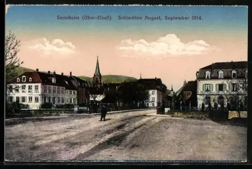 AK Sennheim, Strassenpartie mit Kirche, Schlachten August, September 1914