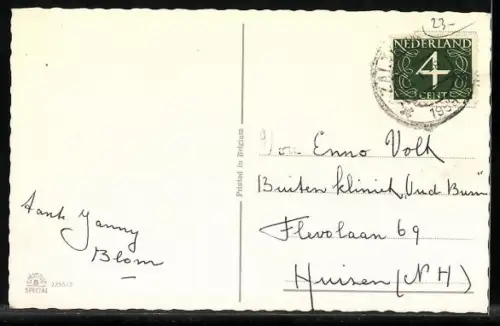 AK Katzenmutter entdeckt Mäuse in der Speisekammer