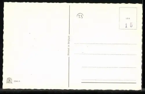 AK Mutter Ratte kauft im Supermarkt ein