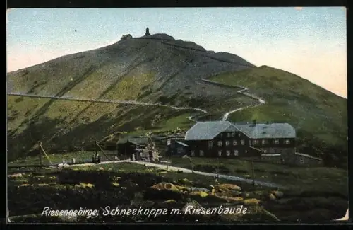 AK Riesenbaude, Blick auf die Baude und Schneekoppe