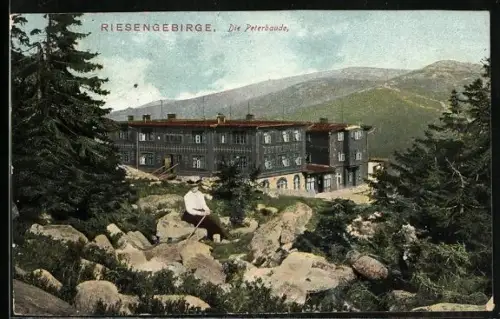 AK Peterbaude mit rastender Dame im Vordergrund