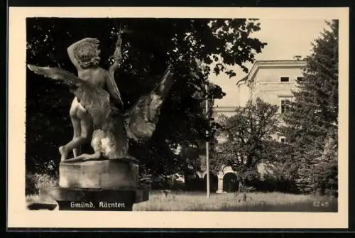 AK Gmünd /Kärnten, Statue, Junge mit Gans