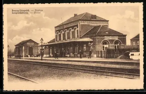 AK Leopoldsburg, Wartende am Bahnhof