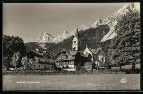 AK Ramsau /Dachstein, Totalansicht mit Dachstein