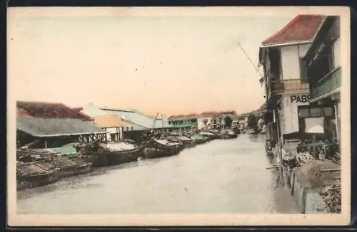 AK Singapore, Boats on the river