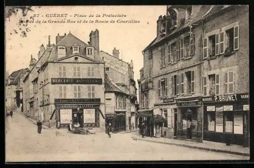 AK Guéret, Place de la Préfecture, entrée de la Grande Rue et de la Route de Courtille