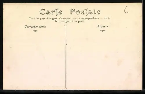 AK Sainte-Feyre /Creuse, Château du Treuil, vieille facade et fontaine