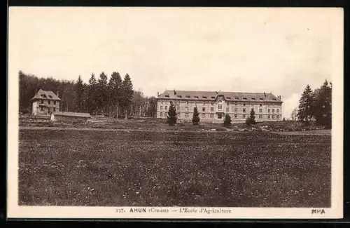 AK Ahun /Creuse, L`École d`Agriculture