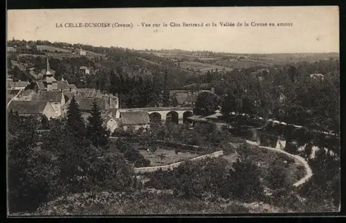 AK La Celle-Dunoise /Creuse, Vue sur le Clos Bertrand et la Vallée de la Creuse en amont