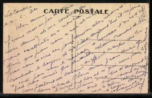 AK La Courtine /Creuse, La Mairie et le Monument aux Morts de la Grande Guerre