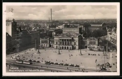 AK Leipzig, Augustusplatz mit Neuem Theater und Strassenbahn aus der Vogelschau