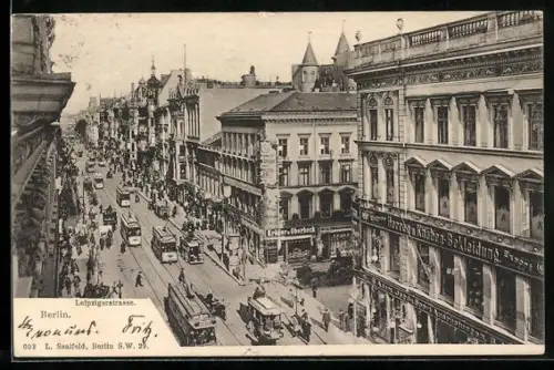 AK Berlin, Leipzigerstrasse mit Geschäften und Strassenbahnen