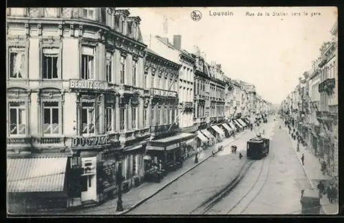AK Louvain, Avenue des Allies vers la gare, Ortspartie mit Strassenbahn