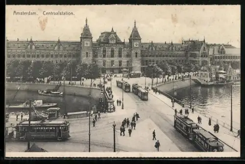 AK Amsterdam, Centraalstation, Strassenbahn und Hauptbahnhof