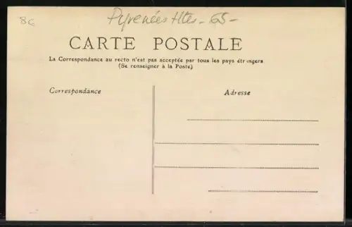 AK Barèges /Hautes-Pyrénées, Rue principale avec boutiques et passants