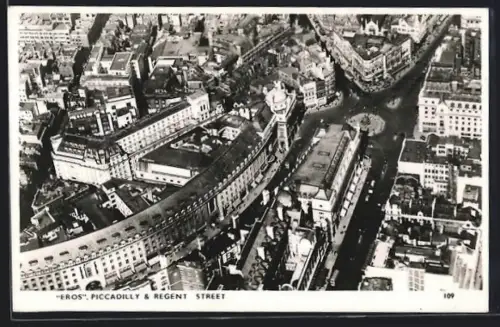 AK London, Piccadilly & Regent Street, Air View