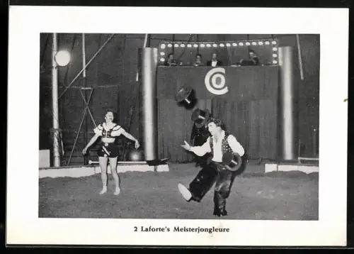 AK Zwei Laforte`s Meisterjongleure bei einem Zirkusauftritt
