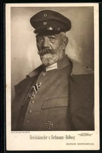 AK Portrait Reichskanzler von Bethmann Hollweg in Uniform