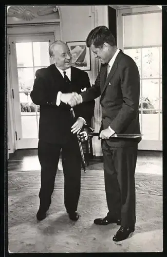 AK Kennedy mit Säbel