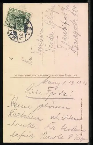 AK Frauen zu Besuch in der Kaserne flüchten vor einer Maus auf einen Tisch