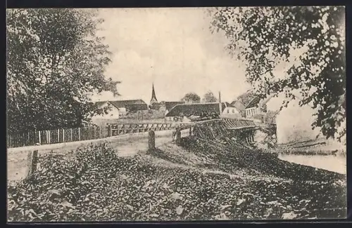 AK Doblen, Teilansicht mit Zufahrtsstrasse und Brücke