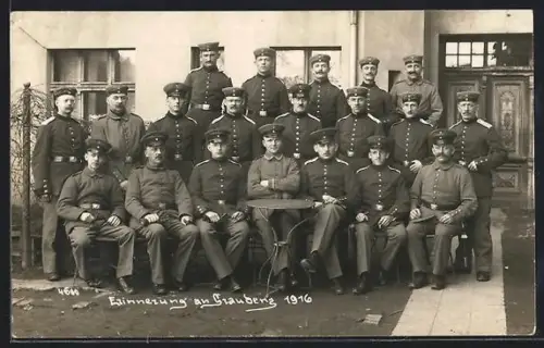 Foto-AK Graudenz, Gruppenaufnahme deutscher Unteroffiziere und Mannschaften 1916