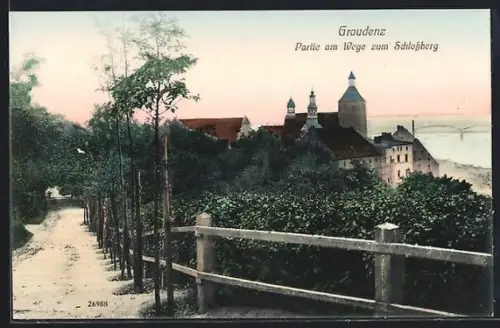 AK Graudenz / Grudziadz, Partie am Wege zum Schlossberg