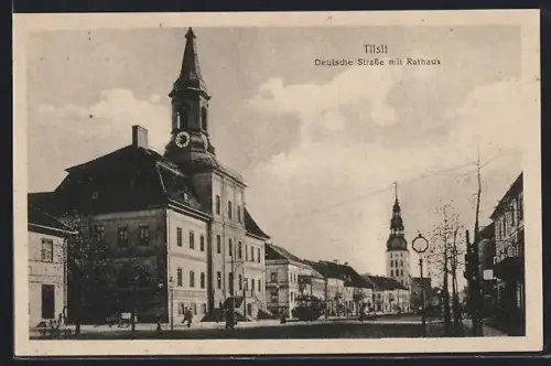 AK Tilsit, Deutsche Strasse mit Rathaus