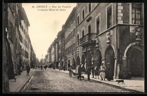 AK Annecy, Rue du Paquier et ancien Hotel de Sales