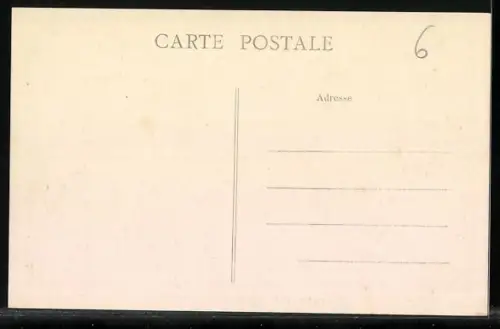 AK Guéret /Creuse, Le Marché couvert et la Place