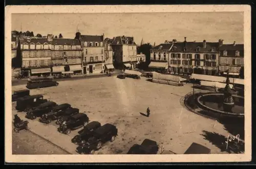 AK Guéret /Creuse, Place Bonnyaud avec voitures et fontaine