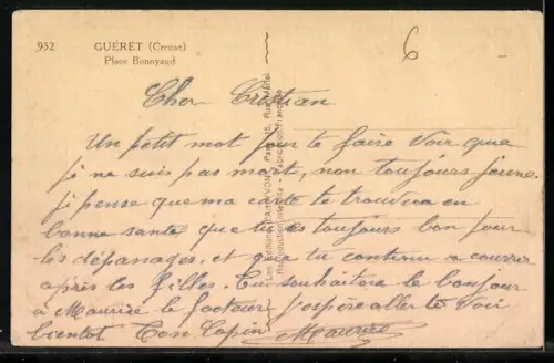 AK Guéret /Creuse, Place Bonnyaud avec voitures et fontaine