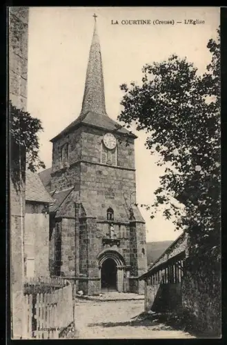 AK La Courtine /Creuse, L`Église