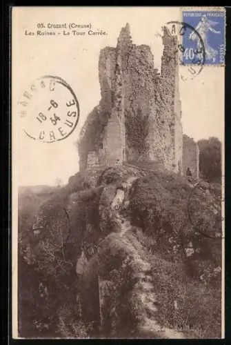 AK Crozant /Creuse, Les Ruines, La Tour Carrée