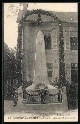 AK La Forest-du-Temple, Monument aux Morts