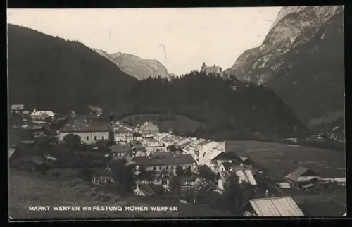 AK Werfen, Ortsansicht mit Festung Hohen Werfen