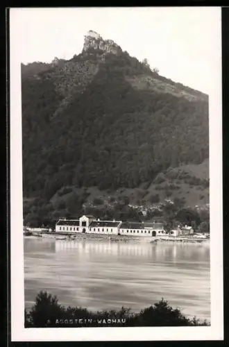 AK Aggstein /Wachau, Uferpanorama mit Burg